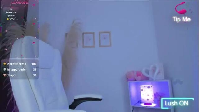 Image 12 of shannel_moss__ Stream on Chaturbate on 19 days ago
