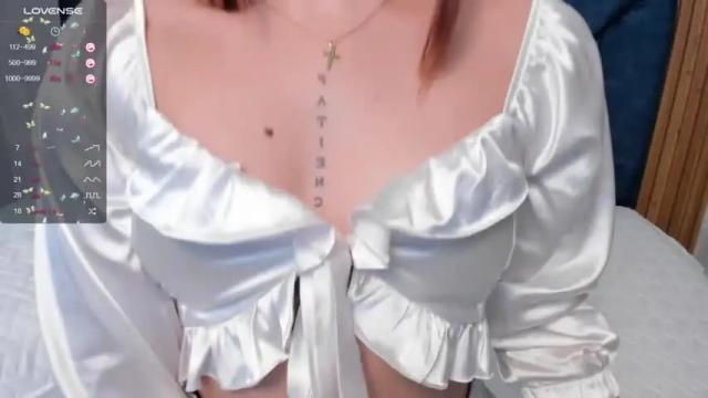 Image 11 of shannellevanss_ Stream on Chaturbate on 20 months ago