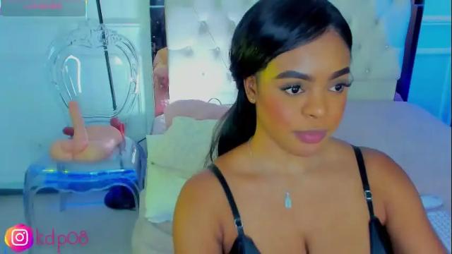 Image 10 of shannol_ryan Stream on Chaturbate on 25 days ago
