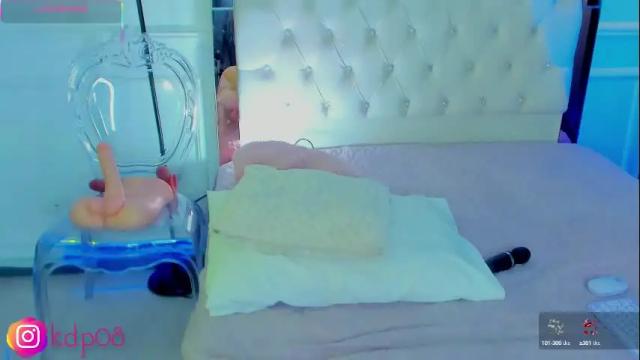 Image 7 of shannol_ryan Stream on Chaturbate on 25 days ago