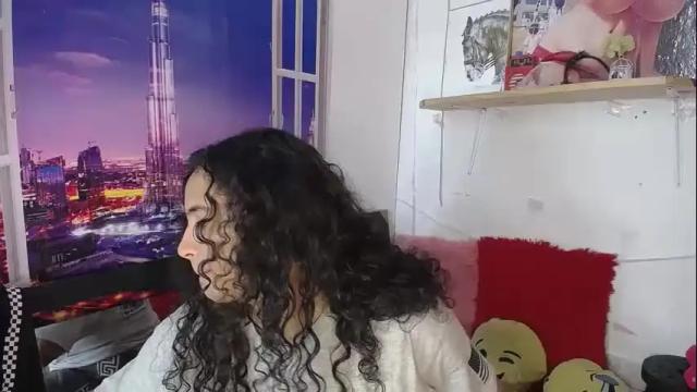 Image 3 of shannon_mccoy Stream on Chaturbate on 27 months ago