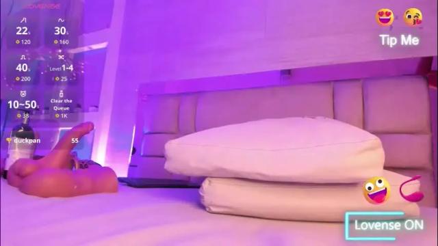 Image 8 of shanon_hughes Stream on Chaturbate on 2 months ago