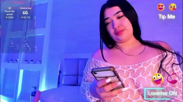 Image 4 of shanon_hughes Stream on Chaturbate on 1 month ago