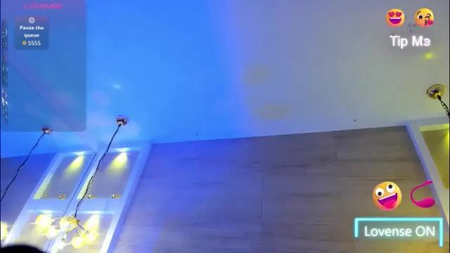 Image 4 of shanon_hughes Stream on Chaturbate on 1 month ago