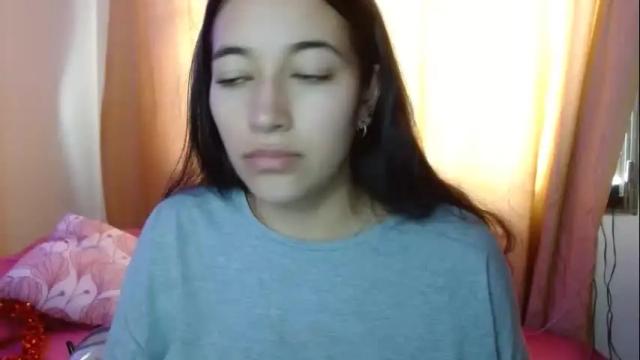 Image 3 of shantal_d01 Stream on Chaturbate on 22 months ago