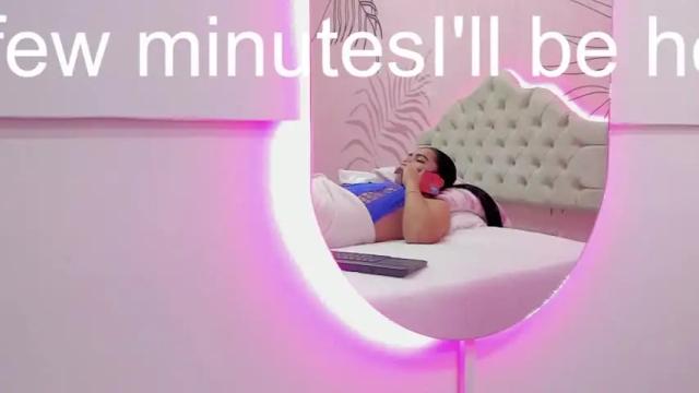Image 11 of shantal_harper Stream on Chaturbate on 12 months ago