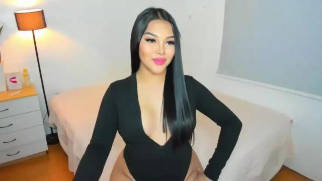 Image 8 of shantal_r0mance Stream on Chaturbate on 17 months ago