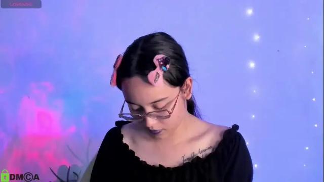 Image 12 of shantalcerezo Stream on Chaturbate on 1 month ago