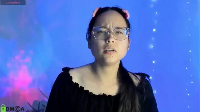 Image 4 of shantalcerezo Stream on Chaturbate on 1 month ago