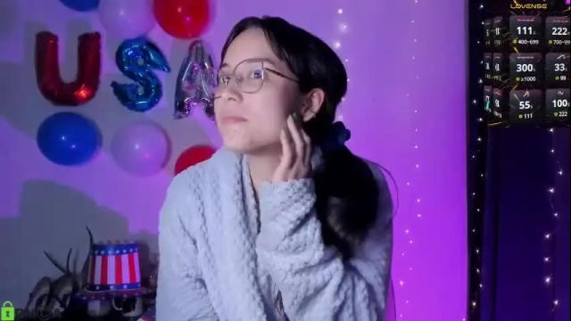 Image 8 of shantalcerezo Stream on Chaturbate on 17 days ago