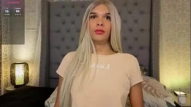 Image 6 of shantaljoness Stream on Chaturbate on 2 months ago