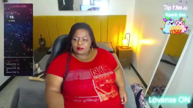 Image 2 of shantall_violet Stream on Chaturbate on 15 months ago