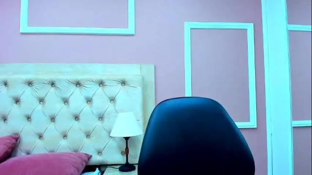 Image 10 of shantalsmithh Stream on Chaturbate on 1 month ago