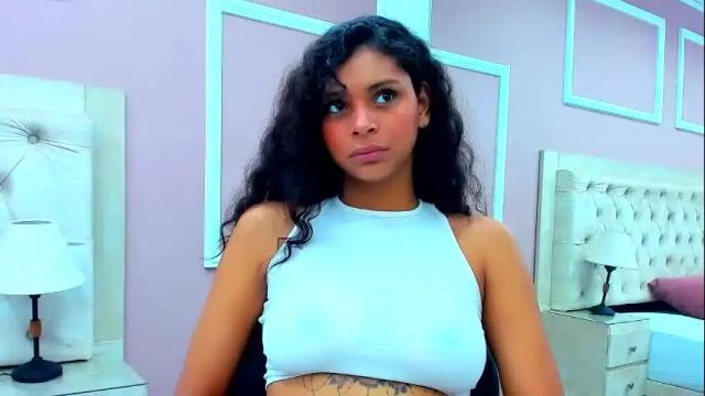 Image 7 of shantalsmithh Stream on Chaturbate on 1 month ago