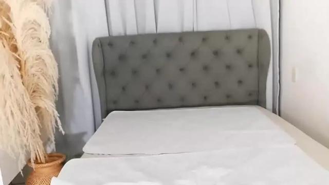 Image 8 of shantalxxx67 Stream on Chaturbate on 13 months ago
