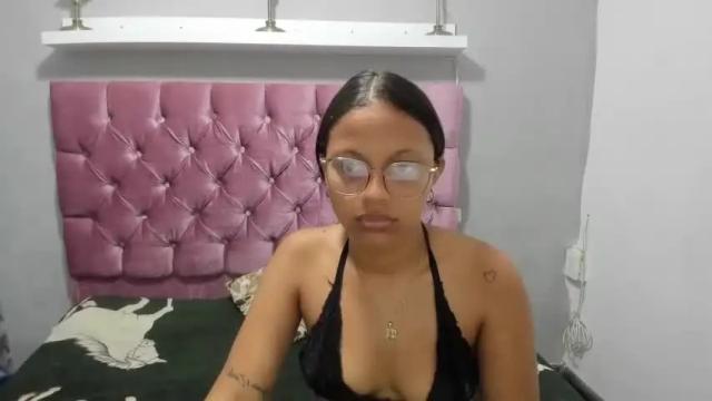 Thumbnail 1, shara_19_'s Stream at Chaturbate, 17 months ago