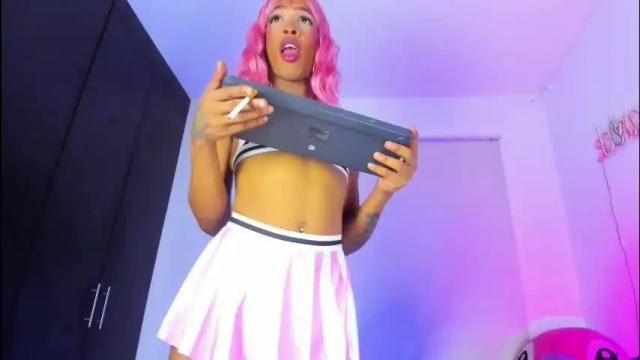 Image 2 of sharickebonyts Stream on Chaturbate on 16 hours ago