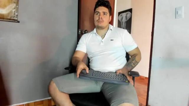 Image 10 of sharkmerlin Stream on Chaturbate on 17 months ago