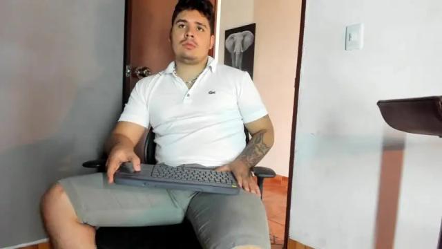 Thumbnail 2, sharkmerlin's Stream at Chaturbate, 17 months ago