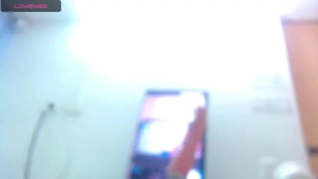 Image 2 of sharlotross_ Stream on Chaturbate on 25 months ago