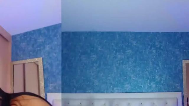 Image 11 of sharlotross_ Stream on Chaturbate on 13 months ago