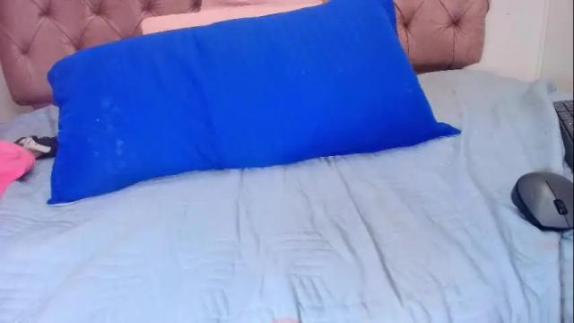 Thumbnail 1, sharlott_kiss's Stream at Chaturbate, 1 month ago