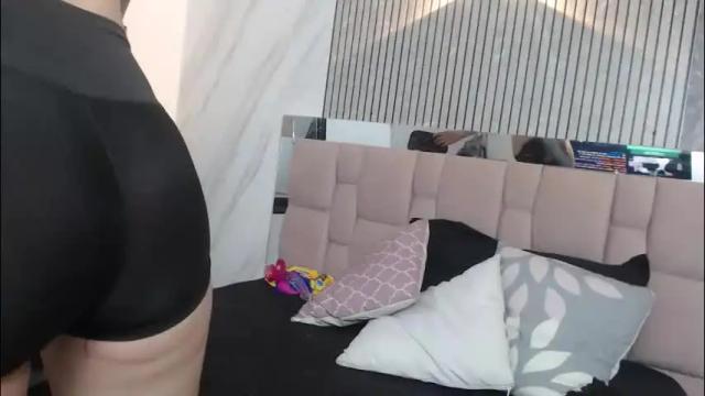 Image 11 of sharlotte__jones Stream on Chaturbate on 1 month ago