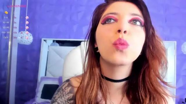 Image 2 of sharol_leon Stream on Chaturbate on 15 months ago