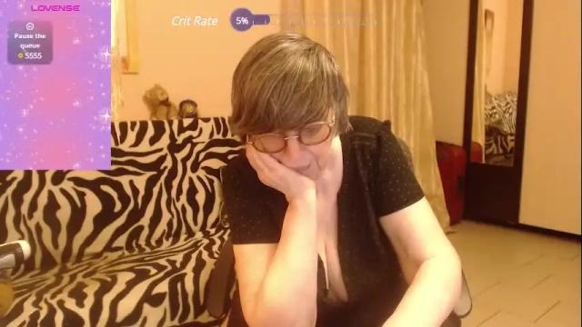 Image 12 of sharon_amore Stream on Chaturbate on 1 month ago