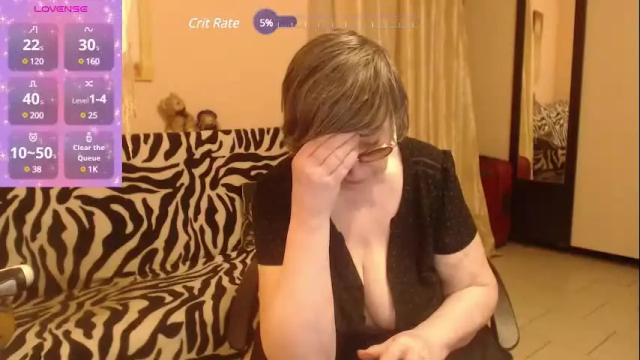 Image 8 of sharon_amore Stream on Chaturbate on 1 month ago