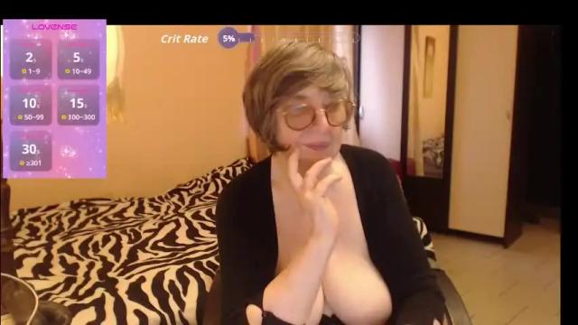 Image 7 of sharon_amore Stream on Chaturbate on 1 month ago