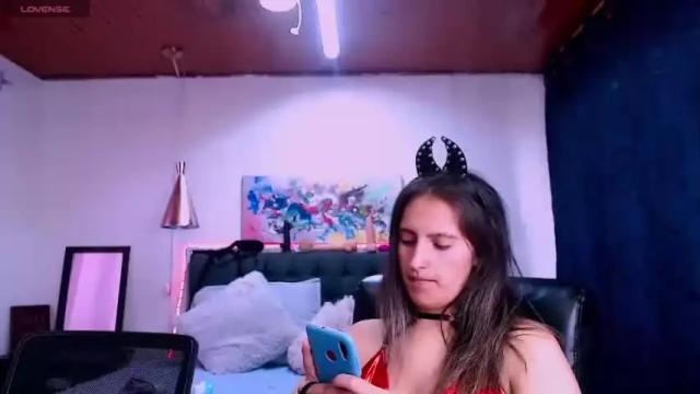 Image 12 of sharon_andklohe Stream on Chaturbate on 13 months ago
