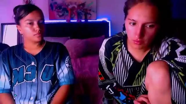 Image 7 of sharon_andklohe Stream on Chaturbate on 13 months ago