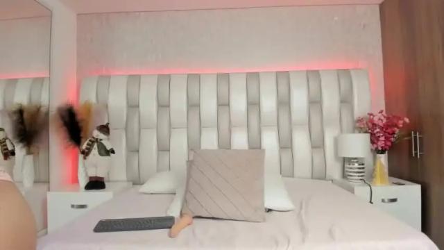 Image 6 of sharon_clark_ Stream on Chaturbate on 23 months ago