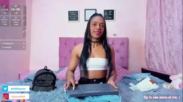 Image 7 of sharon_hill1 Stream on Chaturbate on 24 days ago