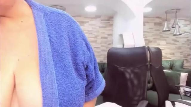 Image 3 of sharon_titts Stream on Chaturbate on 1 month ago