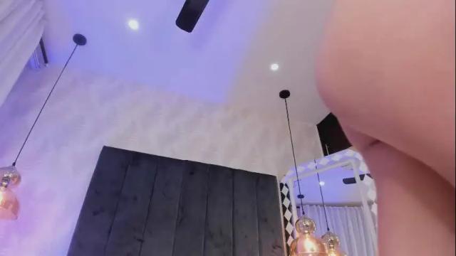 Image 3 of sharonn___ Stream on Chaturbate on 1 month ago