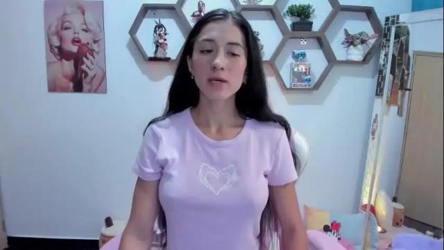 Image 7 of sharonsander1 Stream on Chaturbate on 2 months ago