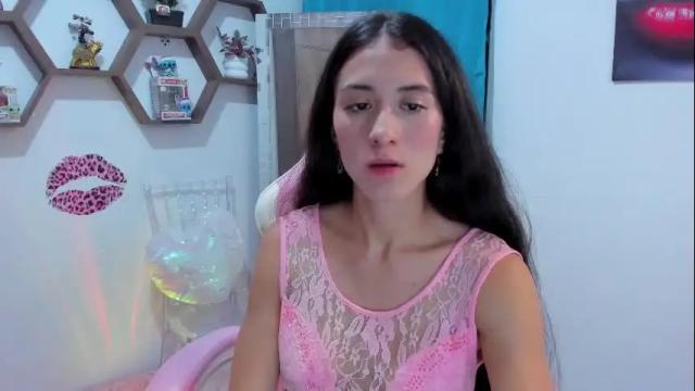 Image 11 of sharonsander1 Stream on Chaturbate on 1 month ago
