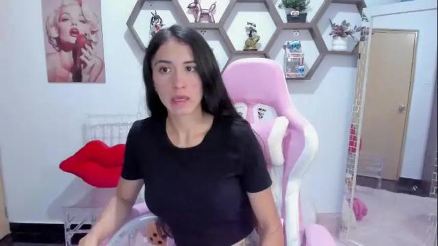 Image 2 of sharonsander1 Stream on Chaturbate on 1 month ago
