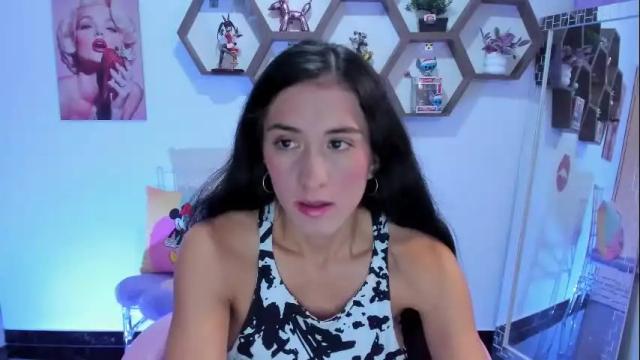 Image 2 of sharonsander1 Stream on Chaturbate on 2 days ago