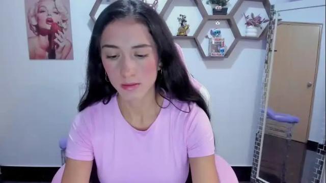 Image 3 of sharonsander1 Stream on Chaturbate on 1 month ago