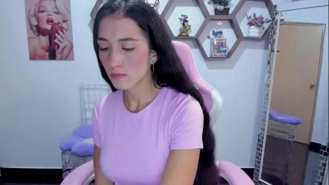 Image 4 of sharonsander1 Stream on Chaturbate on 1 month ago