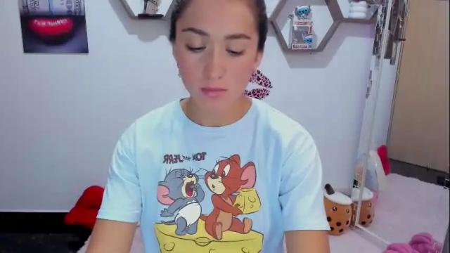 Image 6 of sharonsander1 Stream on Chaturbate on 26 days ago
