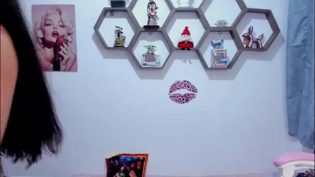 Image 6 of sharonsander1 Stream on Chaturbate on 1 month ago