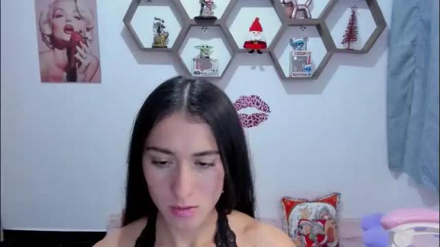 Image 2 of sharonsander1 Stream on Chaturbate on 1 month ago