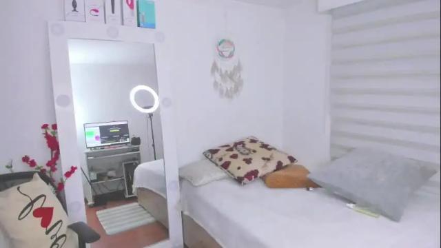 Image 11 of sharonvelvet Stream on Chaturbate on 1 month ago