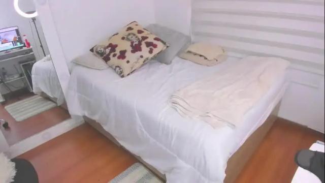 Image 11 of sharonvelvet Stream on Chaturbate on 13 days ago