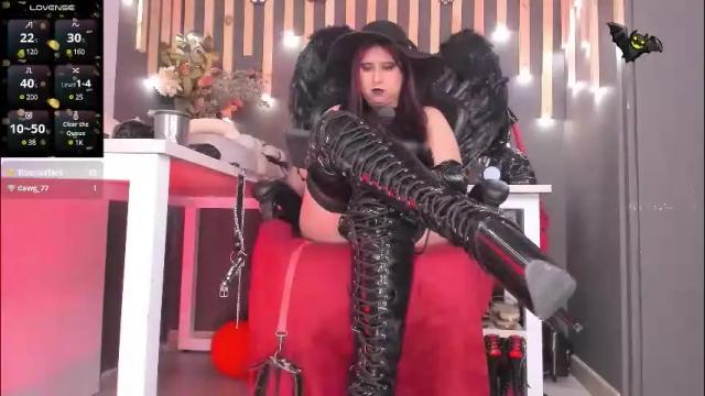 Image 11 of sharoon_gold Stream on Chaturbate on 2 months ago