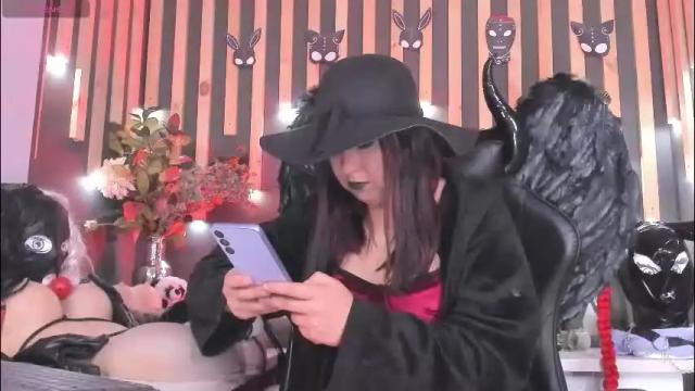 Image 12 of sharoon_gold Stream on Chaturbate on 2 months ago